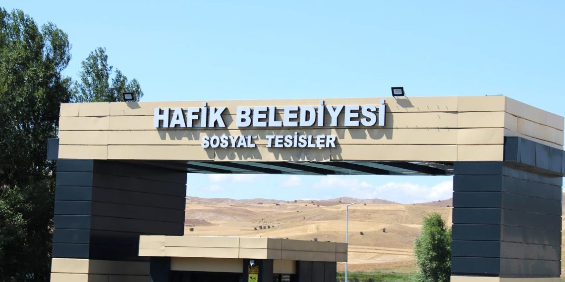 Doğal güzelliği ile tanınan Hafik gölü açılışa hazırlanıyor